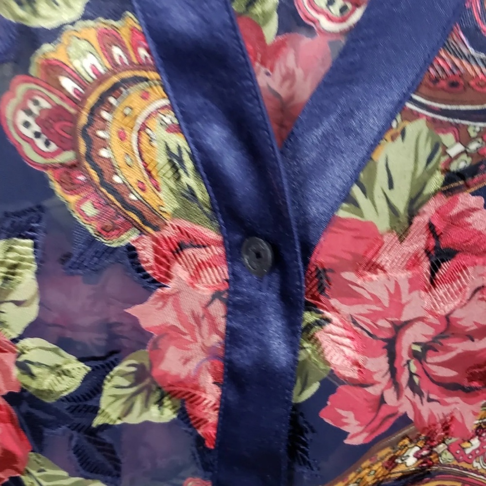 Victoria’s Secret Gold Label Flowy Style Sheer Metallic Floral Shirt Dress - Picture 5 of 8